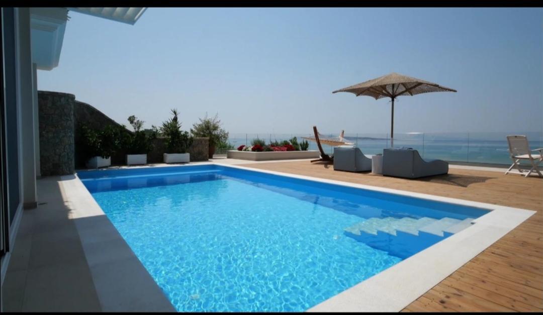 Paralia Luxury Suites Agios Stefanos Avliotes  Bagian luar foto