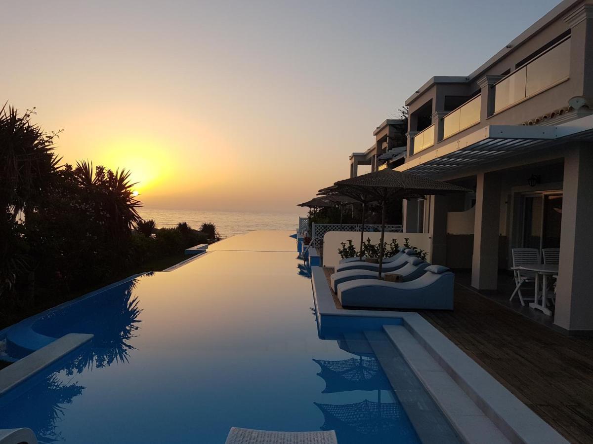 Paralia Luxury Suites Agios Stefanos Avliotes  Bagian luar foto